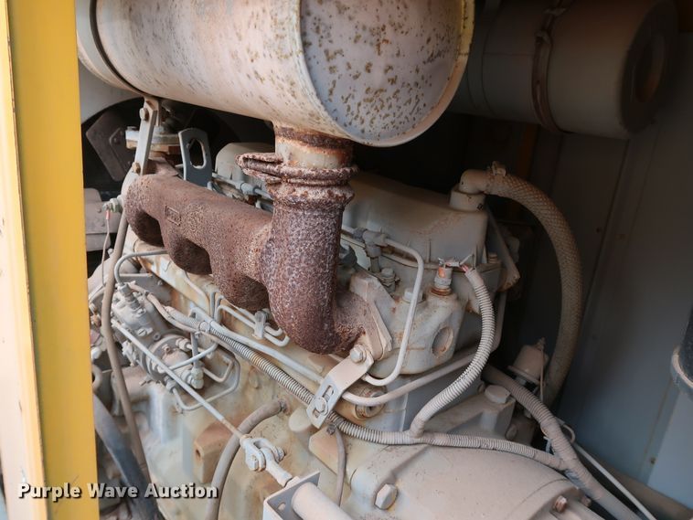 image for item KY9754 1992 Mack MR688P  paint striper truck