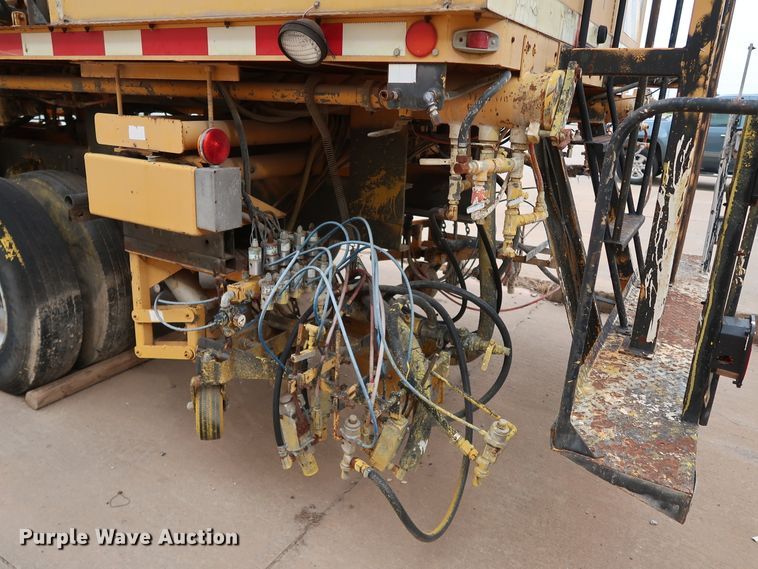 image for item KY9754 1992 Mack MR688P  paint striper truck