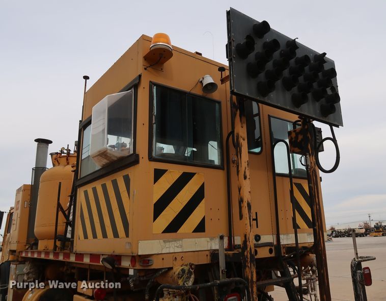 image for item KY9754 1992 Mack MR688P  paint striper truck