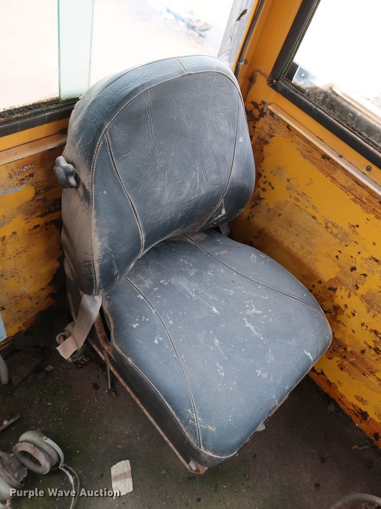 image for item KY9754 1992 Mack MR688P  paint striper truck