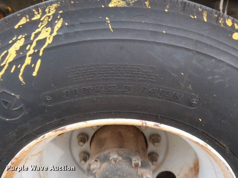 image for item KY9754 1992 Mack MR688P  paint striper truck