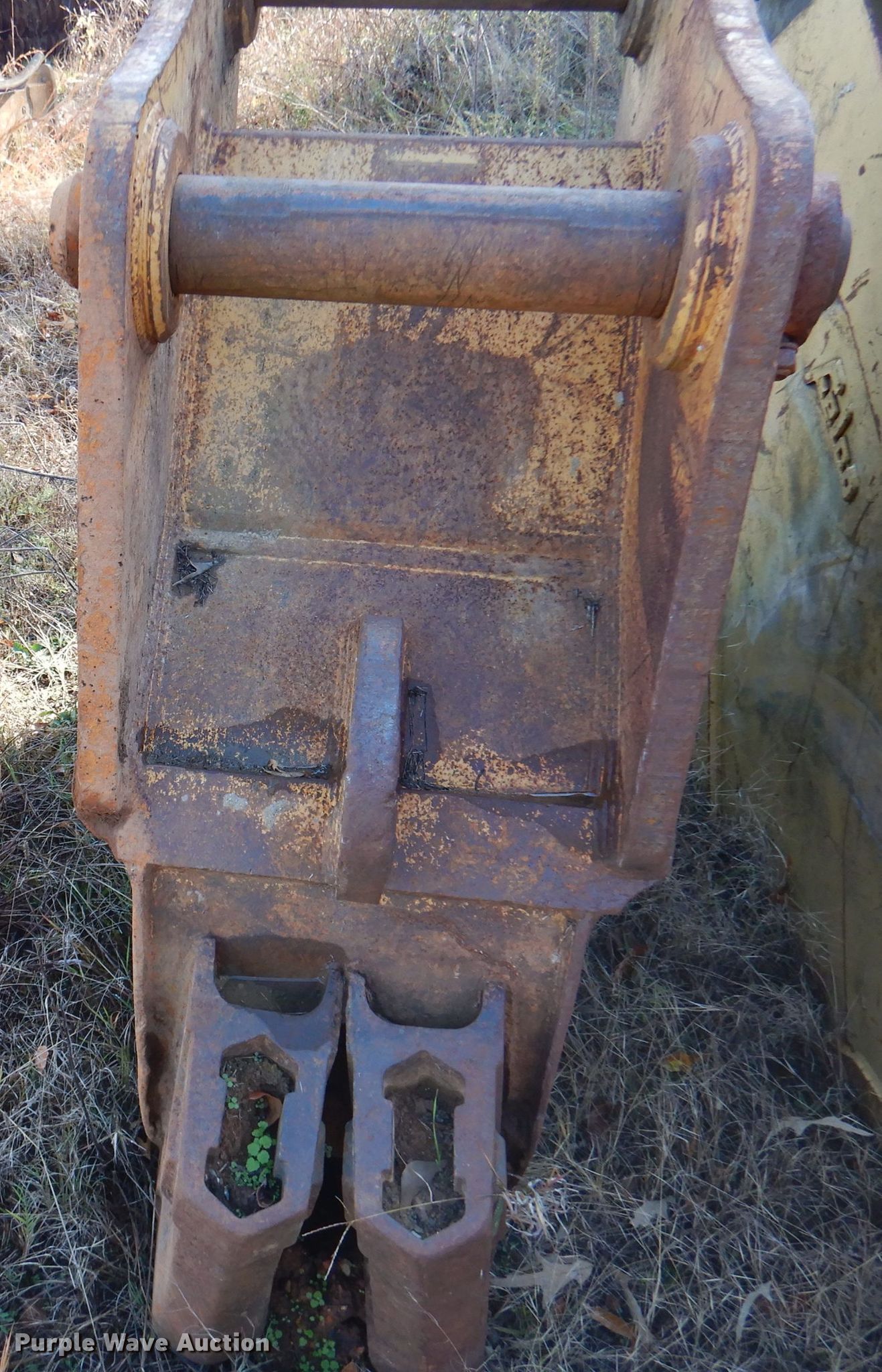 C&P bucket in Harrison, AR Item DA5494 sold Purple Wave