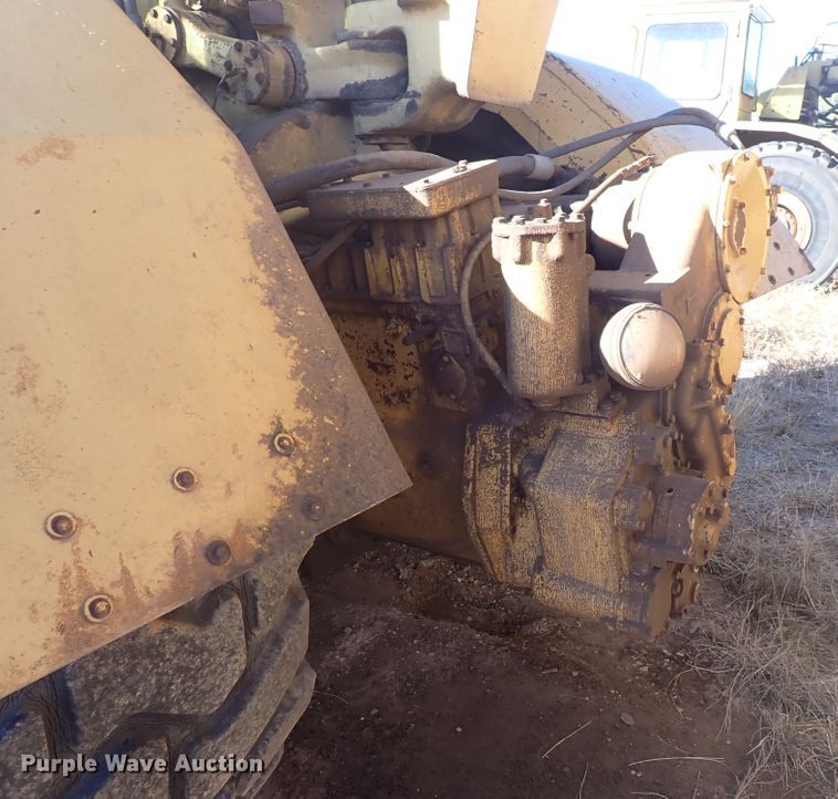 image for item DL5986 1979 Caterpillar 623B  water wagon