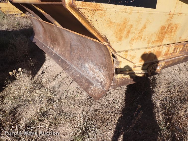 image for item DL5986 1979 Caterpillar 623B  water wagon