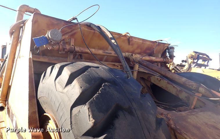 image for item DL5986 1979 Caterpillar 623B  water wagon