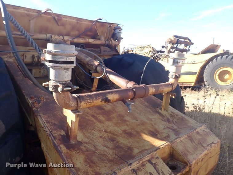 image for item DL5986 1979 Caterpillar 623B  water wagon