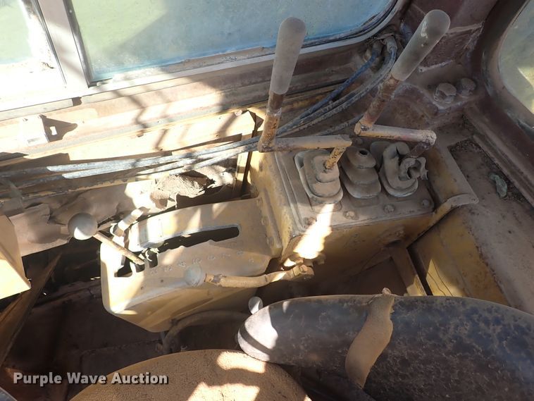 image for item DL5986 1979 Caterpillar 623B  water wagon