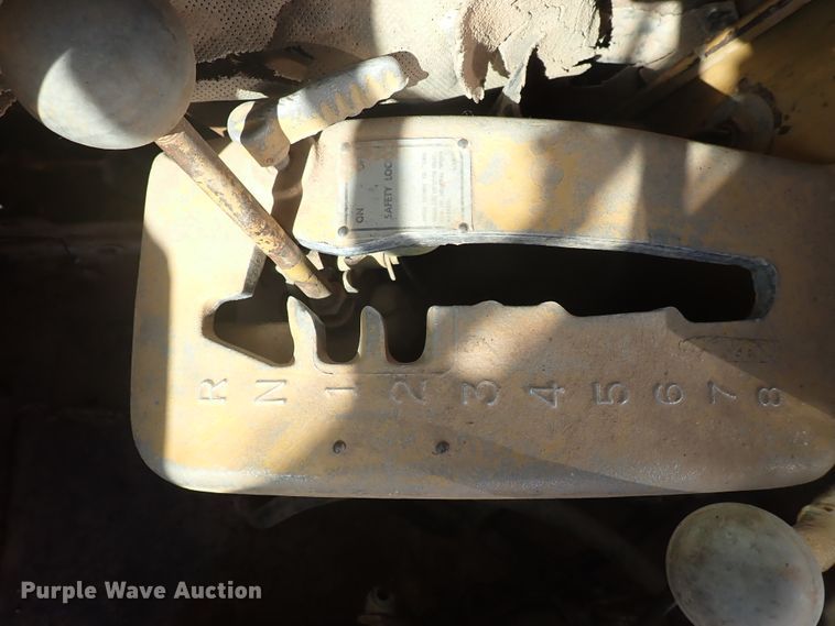 image for item DL5986 1979 Caterpillar 623B  water wagon