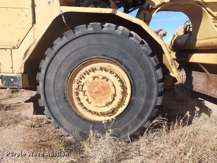 image for item DL5986 1979 Caterpillar 623B  water wagon