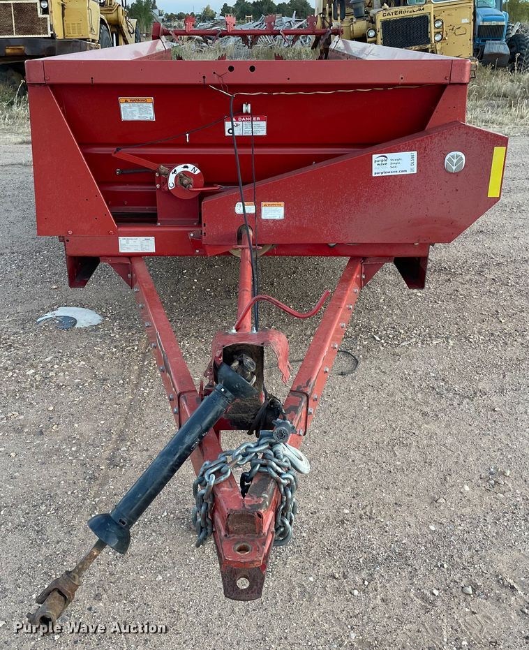 image for item DL5987 2012 New Holland 195  manure spreader