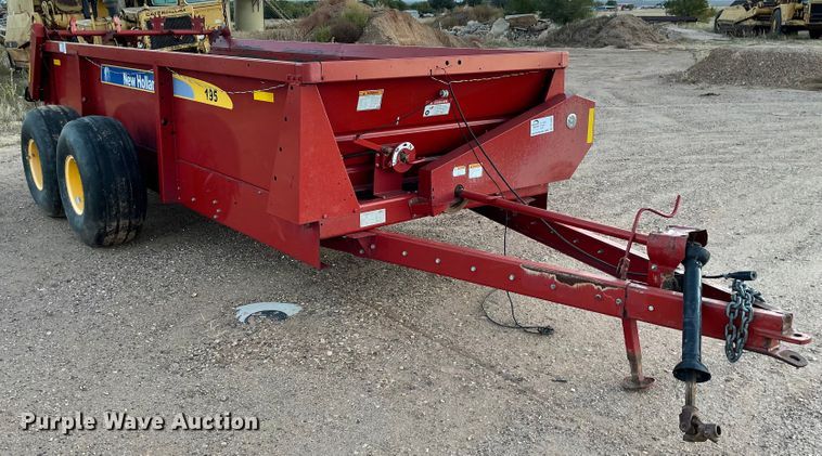 image for item DL5987 2012 New Holland 195  manure spreader