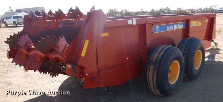 image for item DL5987 2012 New Holland 195  manure spreader