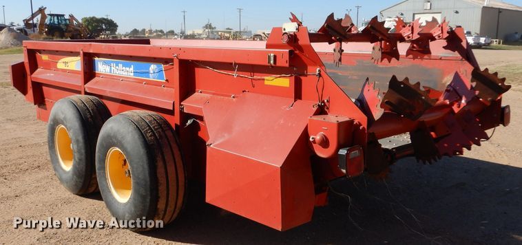 image for item DL5987 2012 New Holland 195  manure spreader