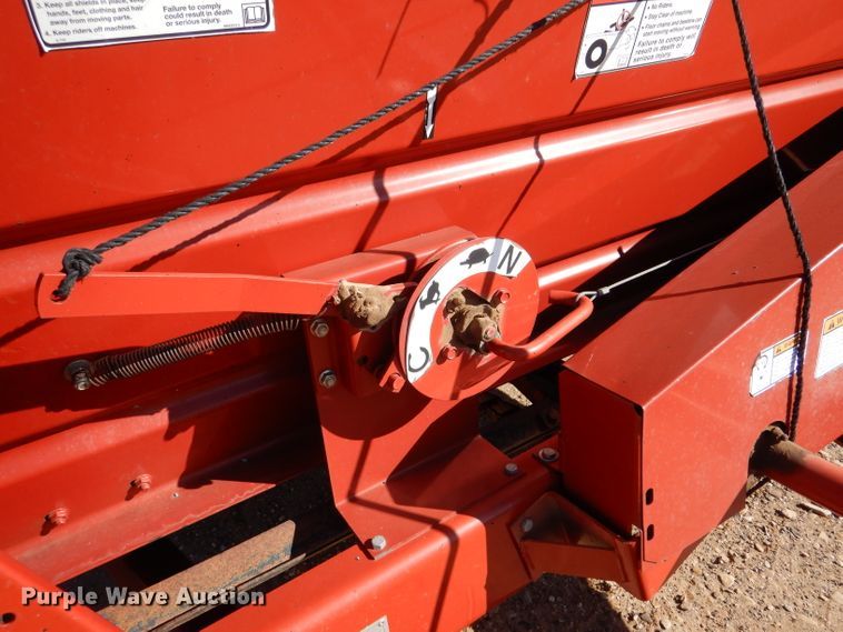 image for item DL5987 2012 New Holland 195  manure spreader