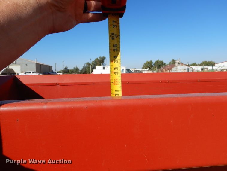 image for item DL5987 2012 New Holland 195  manure spreader