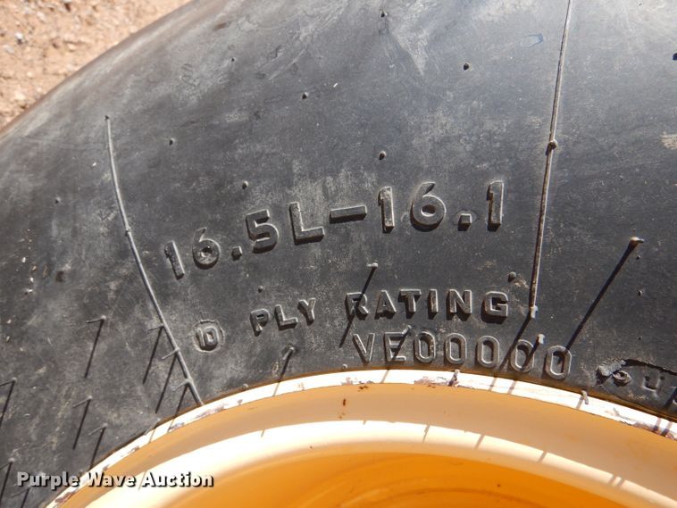 image for item DL5987 2012 New Holland 195  manure spreader