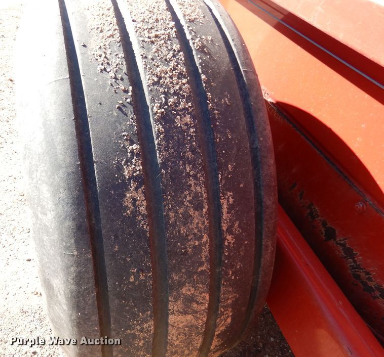 image for item DL5987 2012 New Holland 195  manure spreader