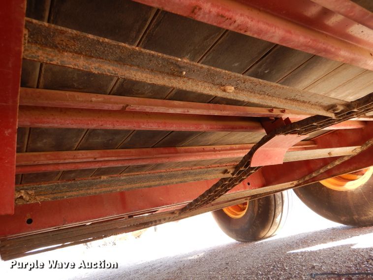 image for item DL5987 2012 New Holland 195  manure spreader