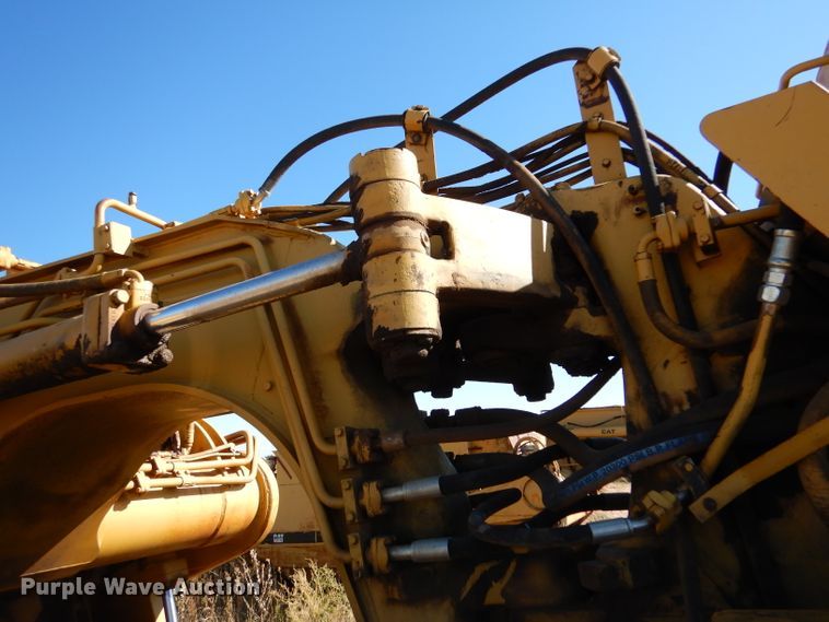 image for item DL5988 1984 Caterpillar 615  elevating scraper