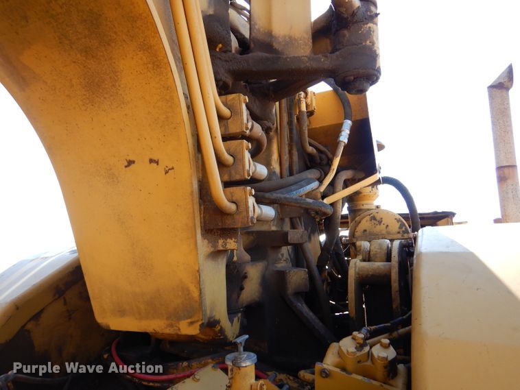 image for item DL5988 1984 Caterpillar 615  elevating scraper