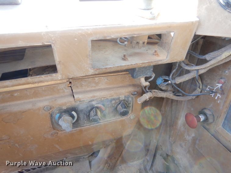 image for item DL5988 1984 Caterpillar 615  elevating scraper