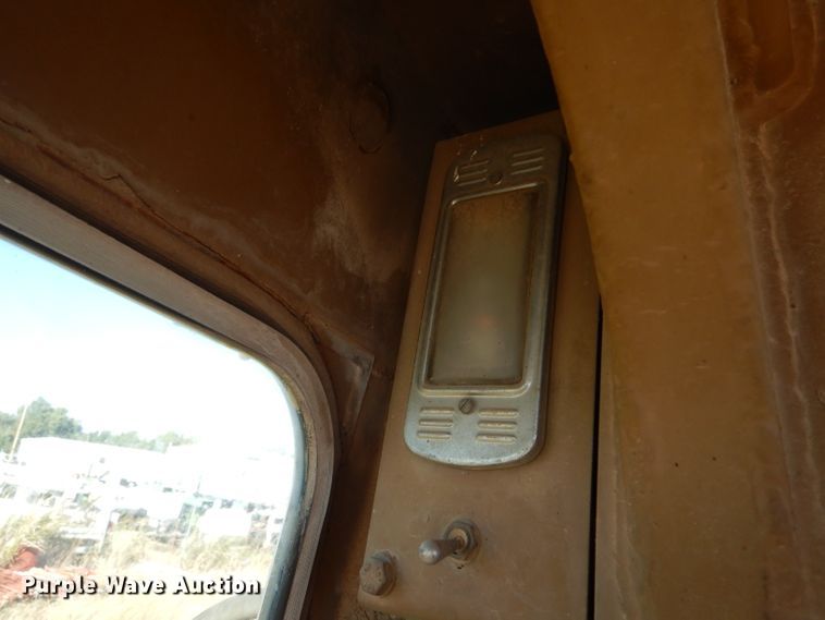 image for item DL5988 1984 Caterpillar 615  elevating scraper