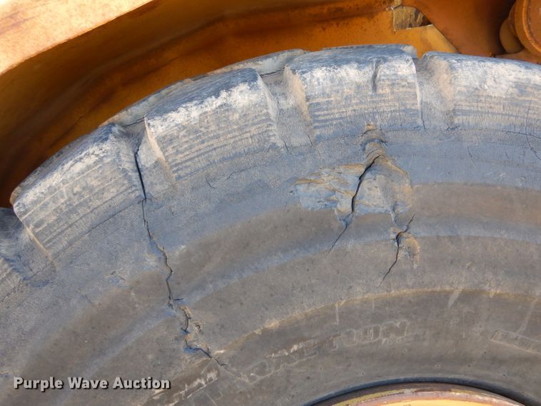 image for item DL5988 1984 Caterpillar 615  elevating scraper