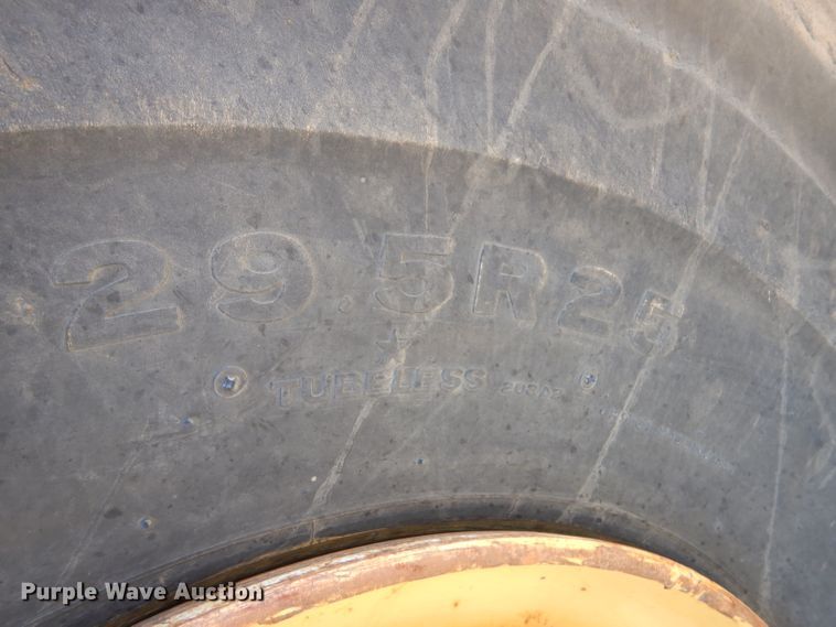 image for item DL5988 1984 Caterpillar 615  elevating scraper