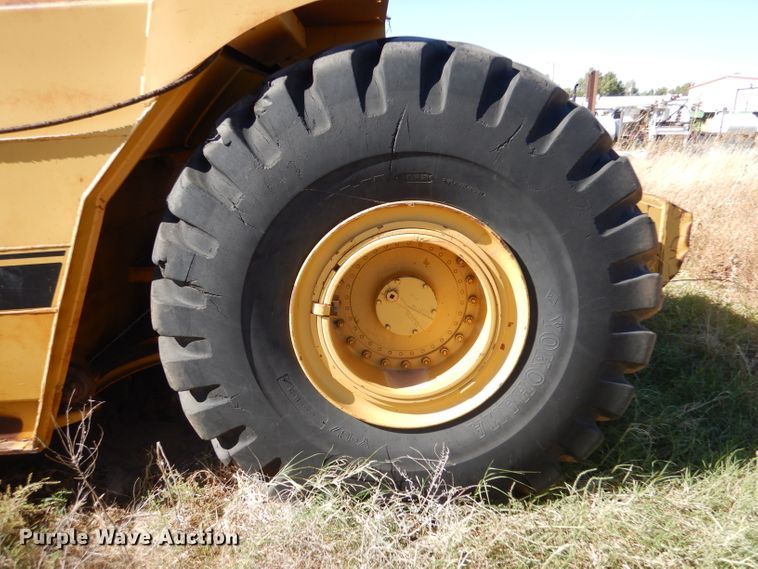 image for item DL5988 1984 Caterpillar 615  elevating scraper