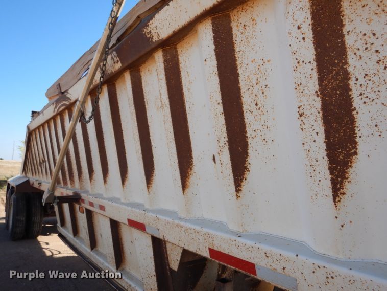 image for item DL5992 2005 CTS  bottom dump trailer