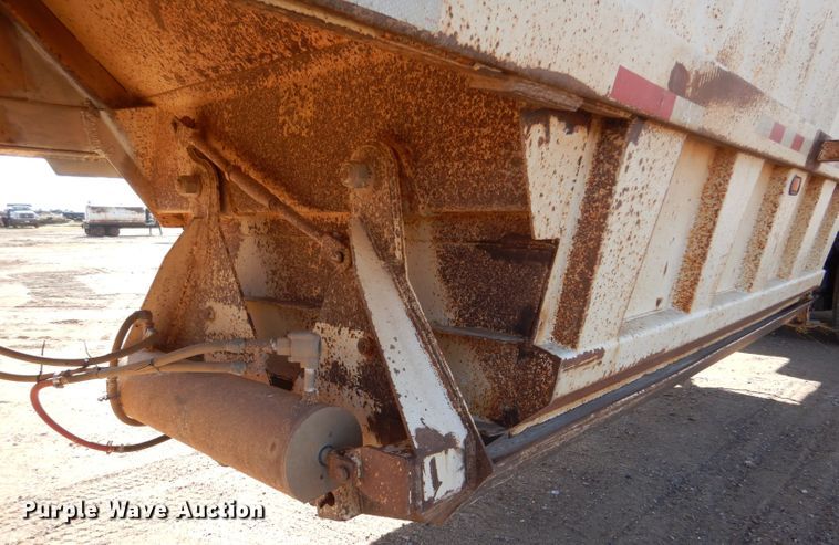 image for item DL5992 2005 CTS  bottom dump trailer