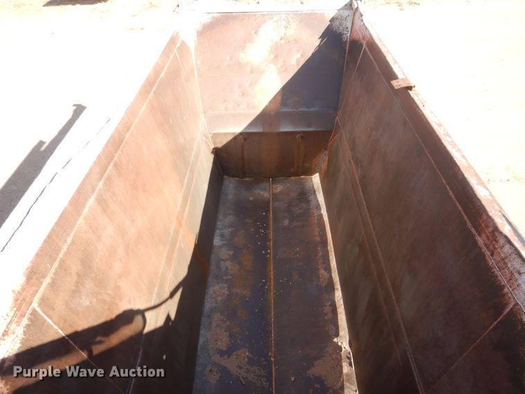 image for item DL5992 2005 CTS  bottom dump trailer