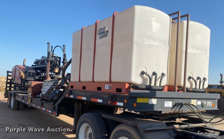 image for item DL5995 Ditch Witch JT3020 Mach 1  directional boring unit with trailer