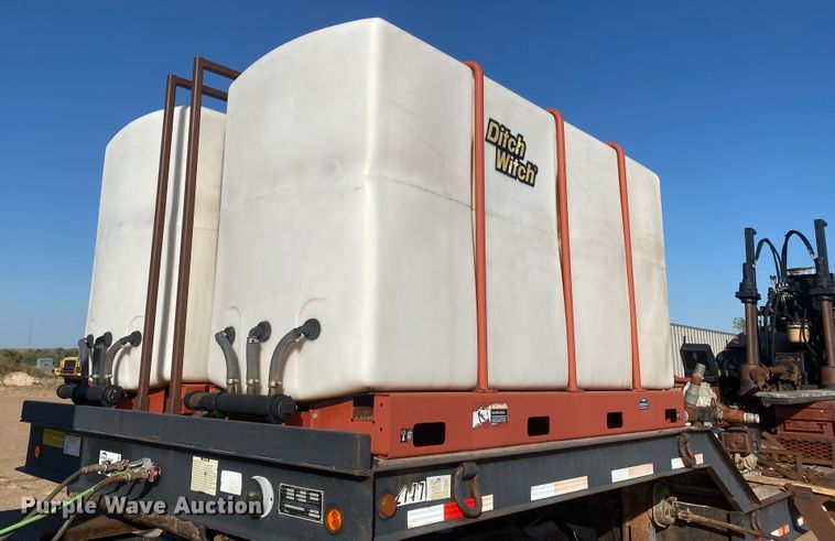 image for item DL5995 Ditch Witch JT3020 Mach 1  directional boring unit with trailer