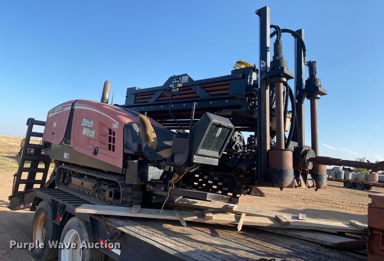 image for item DL5995 Ditch Witch JT3020 Mach 1  directional boring unit with trailer