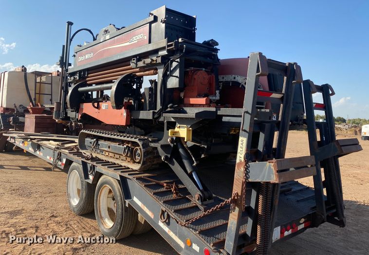 image for item DL5995 Ditch Witch JT3020 Mach 1  directional boring unit with trailer