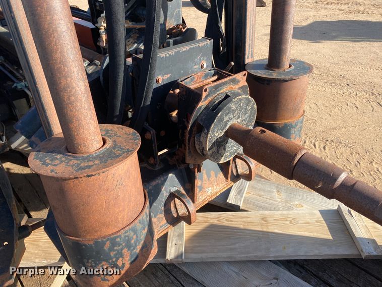 image for item DL5995 Ditch Witch JT3020 Mach 1  directional boring unit with trailer