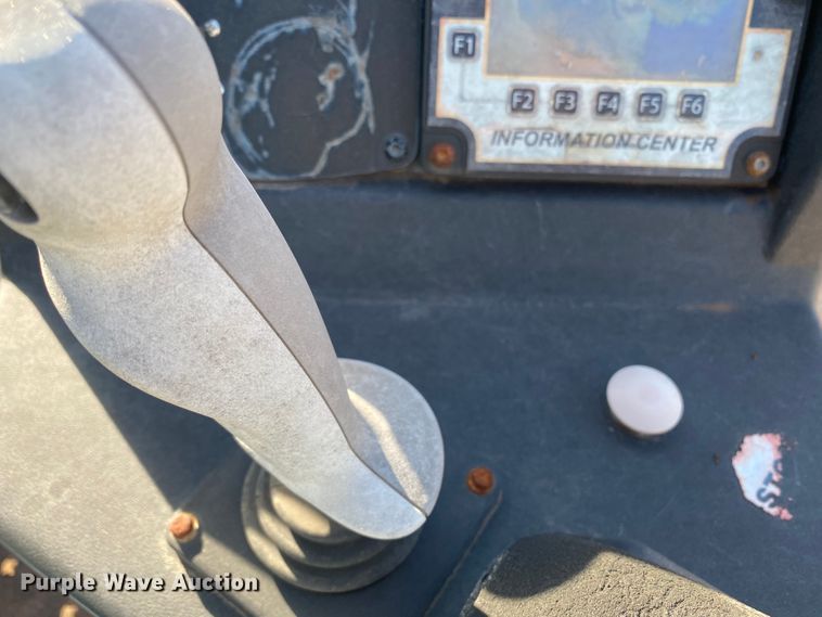 image for item DL5995 Ditch Witch JT3020 Mach 1  directional boring unit with trailer