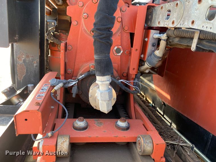 image for item DL5995 Ditch Witch JT3020 Mach 1  directional boring unit with trailer