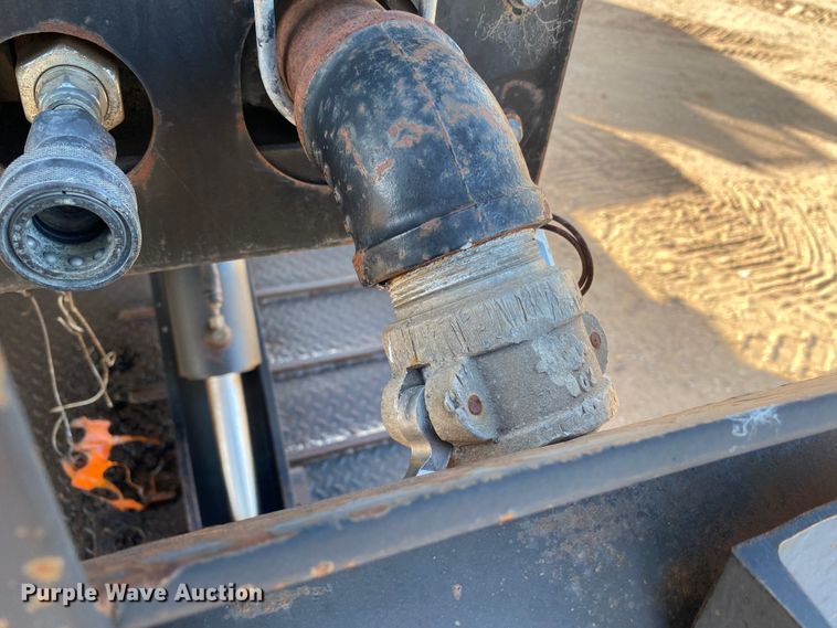 image for item DL5995 Ditch Witch JT3020 Mach 1  directional boring unit with trailer