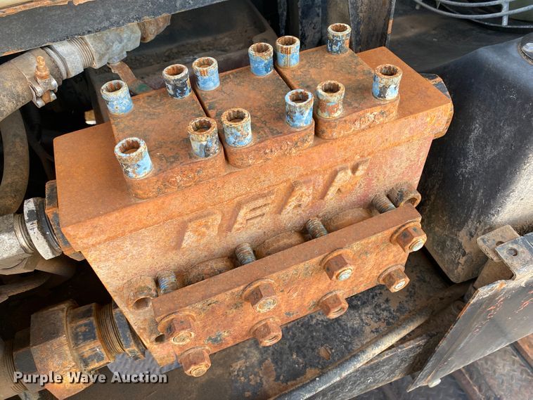 image for item DL5995 Ditch Witch JT3020 Mach 1  directional boring unit with trailer