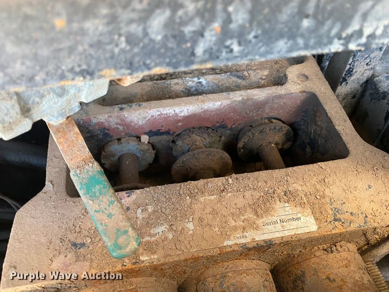 image for item DL5995 Ditch Witch JT3020 Mach 1  directional boring unit with trailer