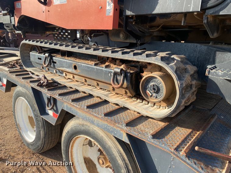 image for item DL5995 Ditch Witch JT3020 Mach 1  directional boring unit with trailer