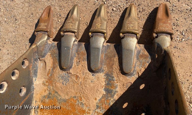 image for item DL5999 2006 Caterpillar 320CL  excavator