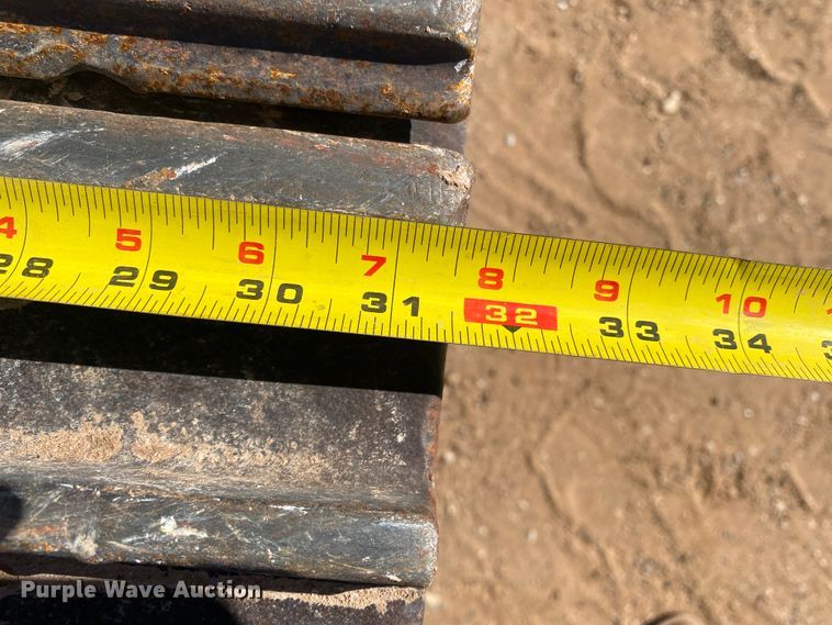 image for item DL5999 2006 Caterpillar 320CL  excavator