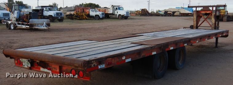 image for item DL6002 1989 Belshe FB-26  equipment trailer