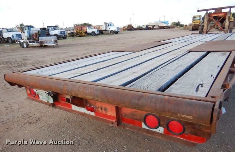 image for item DL6002 1989 Belshe FB-26  equipment trailer