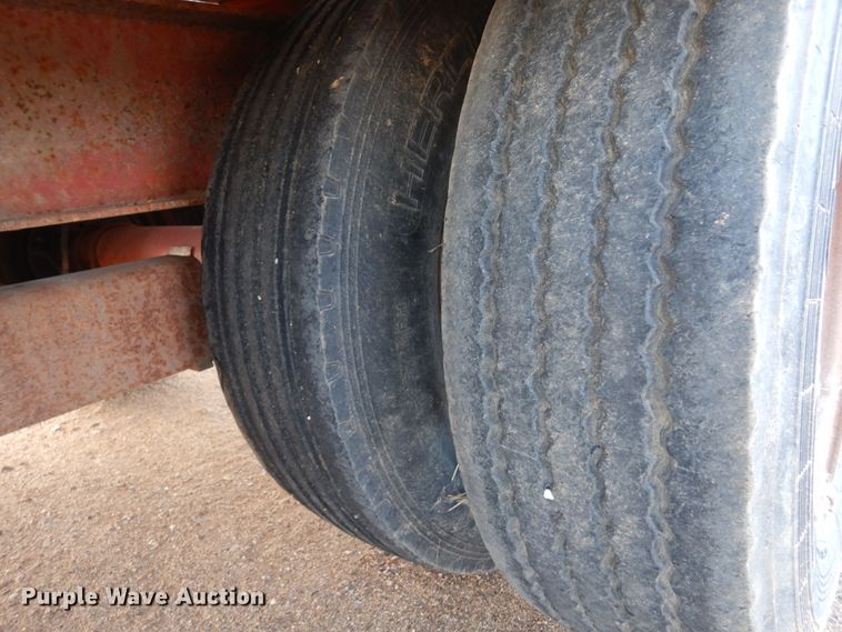 image for item DL6002 1989 Belshe FB-26  equipment trailer