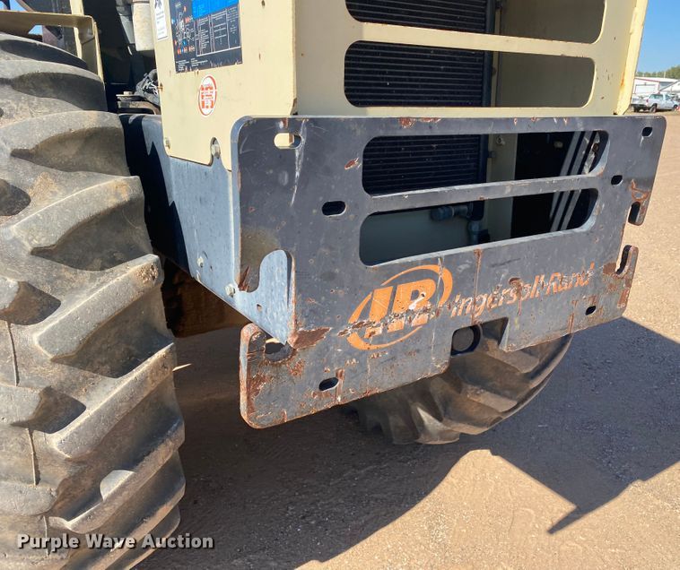 image for item DL6004 2007 Ingersoll Rand SD100D  single drum vibratory roller