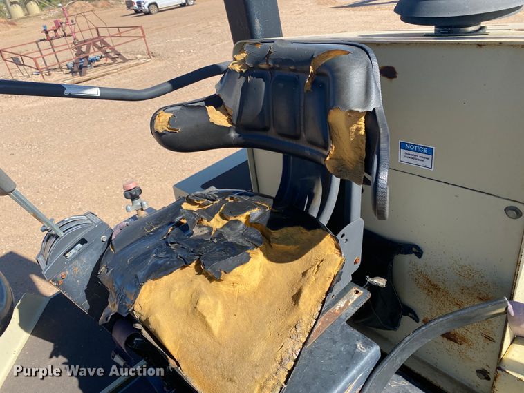 image for item DL6004 2007 Ingersoll Rand SD100D  single drum vibratory roller